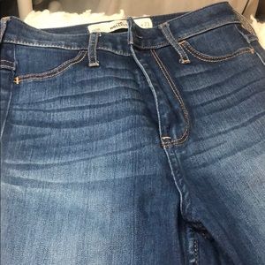 Super high waisted Hollister skinny jeans